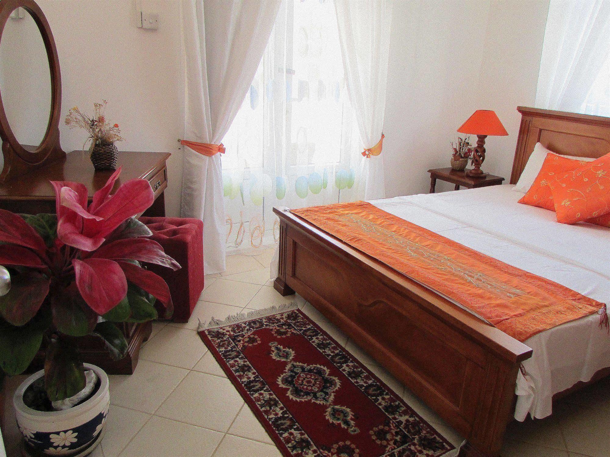 Golden Rod Villa เบลล์ แมร์ ภายนอก รูปภาพ